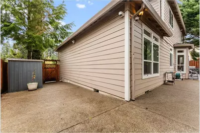 6338 SE Dunbar Dr, Portland, OR 97236 - Photo 36