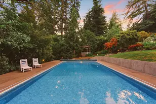 2030 S Military Rd, Portland, OR 97219 - Photo 24