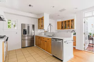 2030 S Military Rd, Portland, OR 97219 - Photo 14
