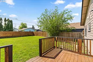 1043 F St, Springfield, OR 97477 - Photo 22