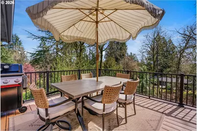 10455 SW Ridgeview Ln, Portland, OR 97219 - Photo 32