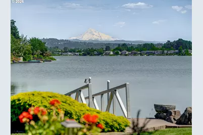 4066 NE Fairview Lake Way, Fairview, OR 97024 - Photo 2