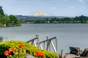 4066 NE Fairview Lake Way, Fairview, OR 97024 - Photo 2