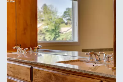 4066 NE Fairview Lake Way, Fairview, OR 97024 - Photo 28