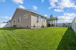 818 E Montana Ave, Hermiston, OR 97838 - Photo 32