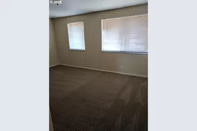 4470 Fergus Ave, Eugene, OR 97402 - Photo 6