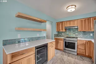 14370 SW 6th St, Beaverton, OR 97005 - Photo 8