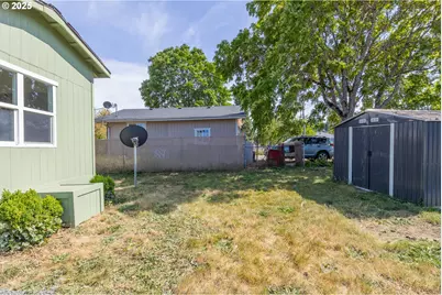 156 Cedar St, Yoncalla, OR 97499 - Photo 6