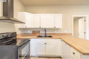 156 Cedar St, Yoncalla, OR 97499 - Photo 20