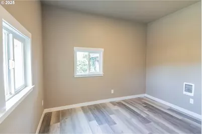 156 Cedar St, Yoncalla, OR 97499 - Photo 26