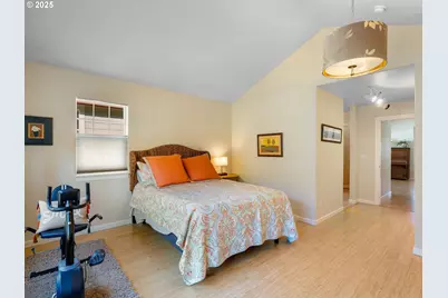 5218 SW View Point Ter, Portland, OR 97239 - Photo 30