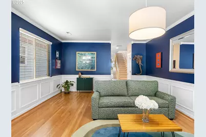 5218 SW View Point Ter, Portland, OR 97239 - Photo 6