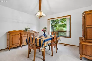 9580 SW Riverwood Ln, Tigard, OR 97224 - Photo 8