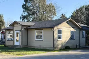 325 Railroad St, Brookings, OR 97415 - Photo 2