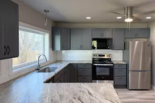 325 Railroad St, Brookings, OR 97415 - Photo 16