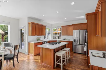 7360 SW Bouchaine Ct, Wilsonville, OR 97070 - Photo 2