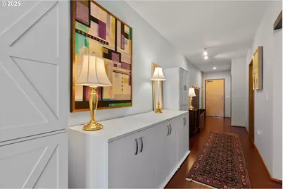1221 SW 10th Ave #809, Portland, OR 97205 - Photo 22