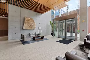 1221 SW 10th Ave, Portland, OR 97205 - Photo 26