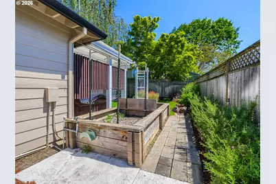 29536 SW Kings Ct, Wilsonville, OR 97070 - Photo 24