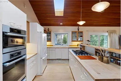 2634 Suncrest Ave, Eugene, OR 97405 - Photo 18