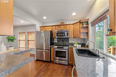 425 Roosevelt St, Oregon City, OR 97045 - Photo 18