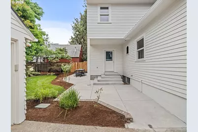 2560 NE 30th Ave, Portland, OR 97212 - Photo 40