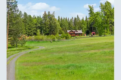 61013 Tucker Down Rd, Joseph, OR 97846 - Photo 4