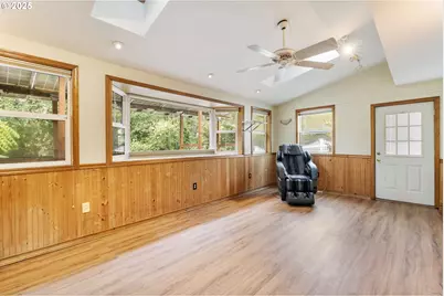 8914 NE 28th Pl, Vancouver, WA 98665 - Photo 16