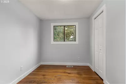 1203 NE 190th Pl, Portland, OR 97230 - Photo 32