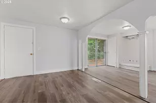 1203 NE 190th Pl, Portland, OR 97230 - Photo 10