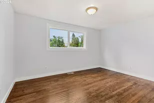 1203 NE 190th Pl, Portland, OR 97230 - Photo 34