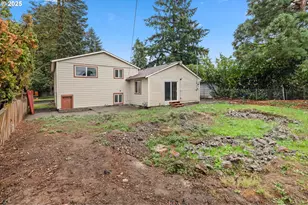 1203 NE 190th Pl, Portland, OR 97230 - Photo 46