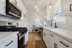 9740 N Van Houten Ave, Portland, OR 97203 - Photo 22