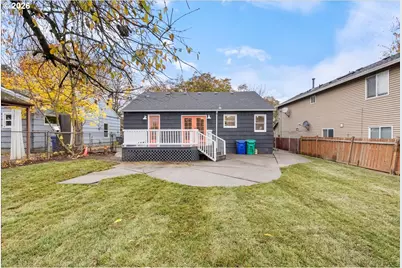 9740 N Van Houten Ave, Portland, OR 97203 - Photo 30