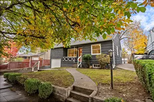 9740 N Van Houten Ave, Portland, OR 97203 - Photo 2