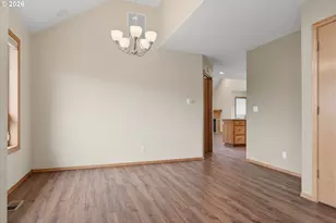 1905 N Westlake Loop, Newberg, OR 97132 - Photo 6