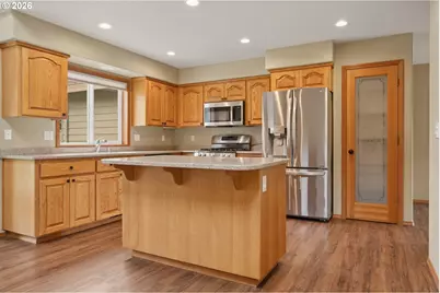 1905 N Westlake Loop, Newberg, OR 97132 - Photo 8