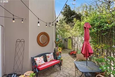 401 N Tomahawk Island Dr #18, Portland, OR 97217 - Photo 32