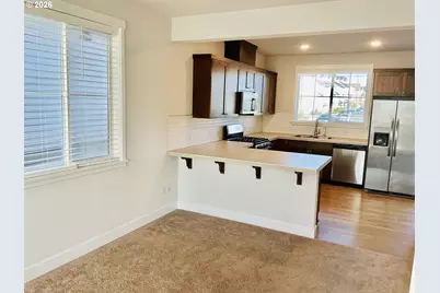 13020 SW Larkwood Pl, Tigard, OR 97224 - Photo 2