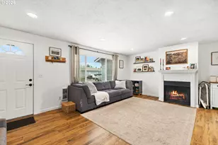 233 SE 3rd Ave, Canby, OR 97013 - Photo 6