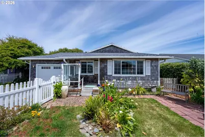 870 11th St SW, Bandon, OR 97411 - Photo 1
