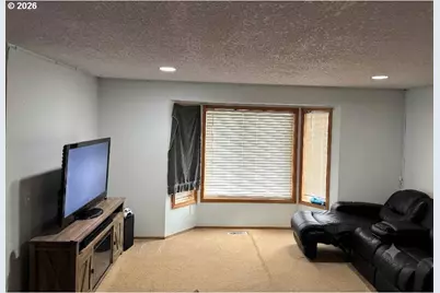 6844 SE Borwick St, Hillsboro, OR 97123 - Photo 4