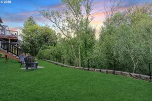 154 NE Danbury Ave, Hillsboro, OR 97124 - Photo 34