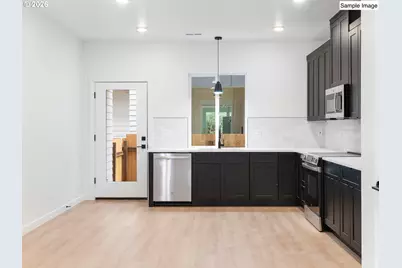 7193 SE Crystal Springs Blvd #8, Portland, OR 97206 - Photo 6