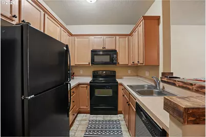 38508 Galway St, Sandy, OR 97055 - Photo 8