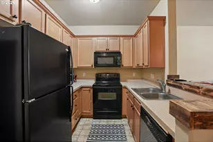 38508 Galway St, Sandy, OR 97055 - Photo 8