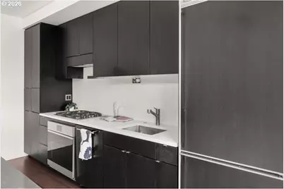 937 NW Glisan St #935, Portland, OR 97209 - Photo 14