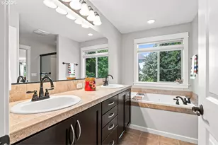 8287 SW 186th Ave, Beaverton, OR 97007 - Photo 22