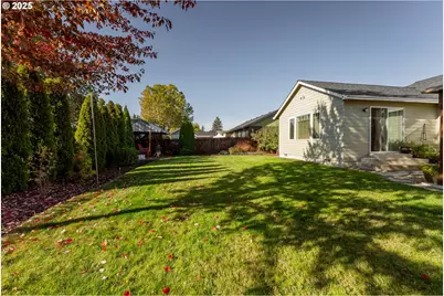 1204 E Second Ave, Sutherlin, OR 97479 - Photo 10