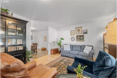 1204 E Second Ave, Sutherlin, OR 97479 - Photo 18